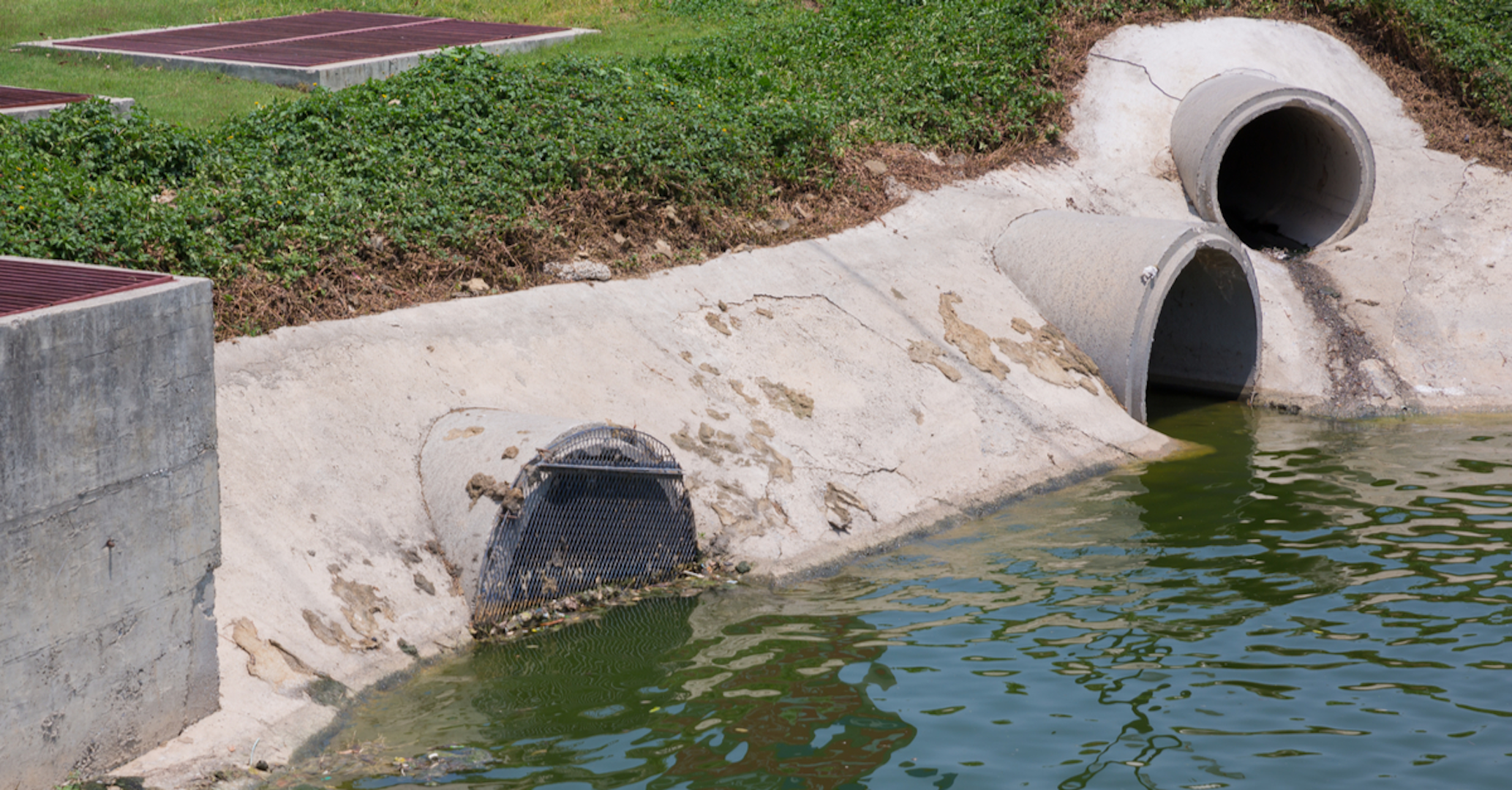 8 Common Pollutants Found in Stormwater Near Construction Sites